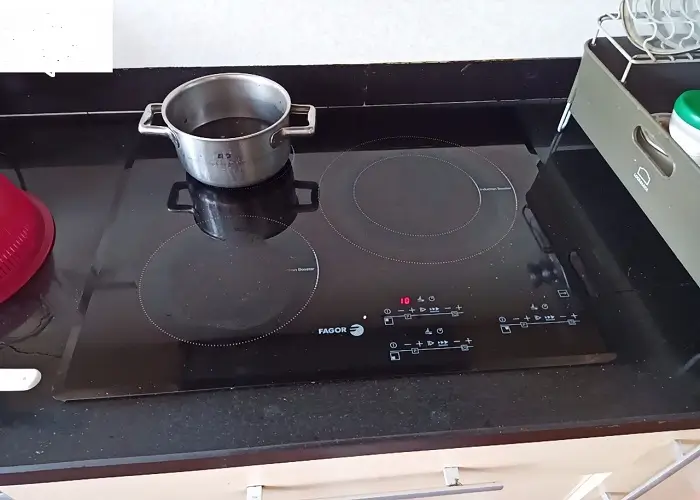 Sửa Bếp Từ Fagor Tại Hà Nội: Uy Tín, Linh Kiện Chuẩn, Thợ Giỏi Có Mặt Ngay