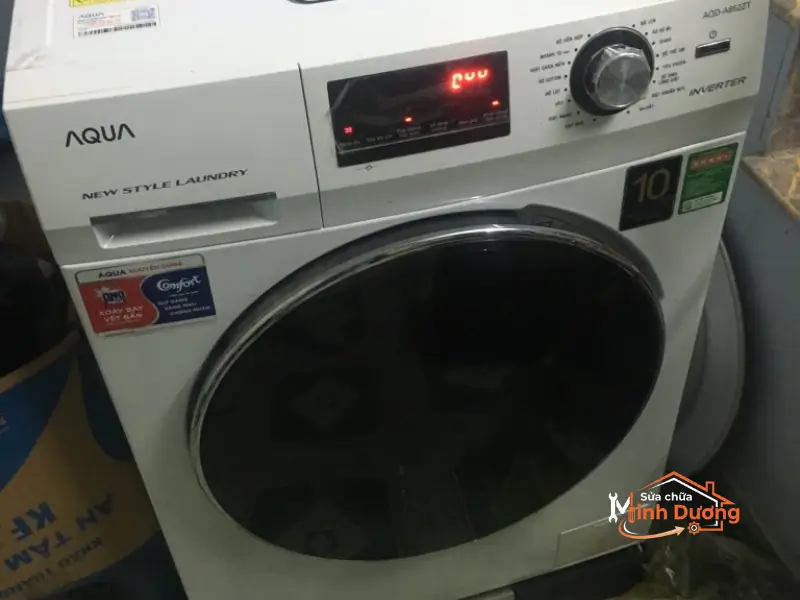 Sửa máy giặt Aqua tại Hà Nội bằng đồng hồ số