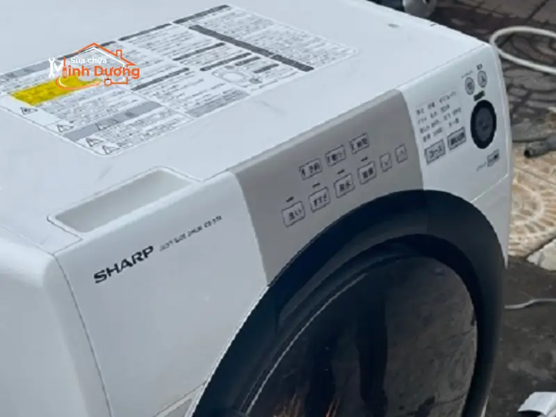 Sửa máy giặt Sharp tại Hà Nội bằng đồng hồ số