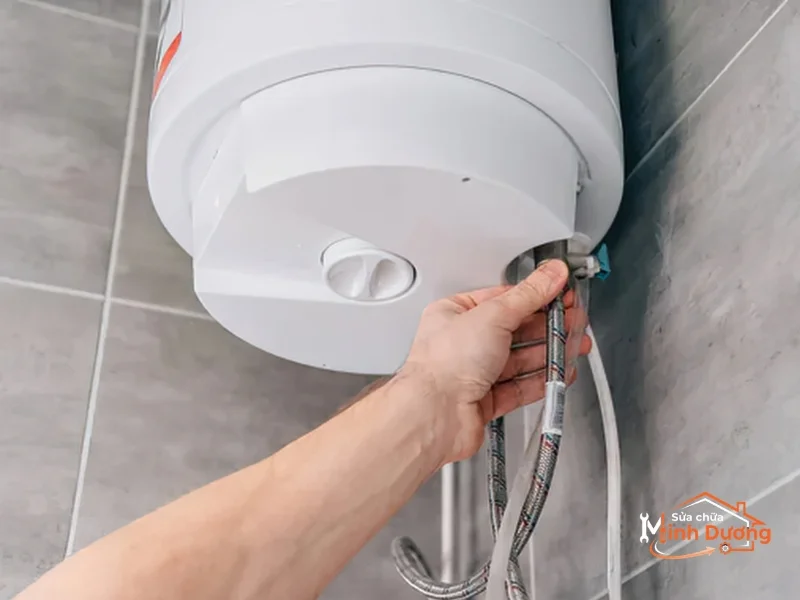 Gọi thợ sửa bình nóng lạnh tại Việt Hưng có mặt ngay tức thì