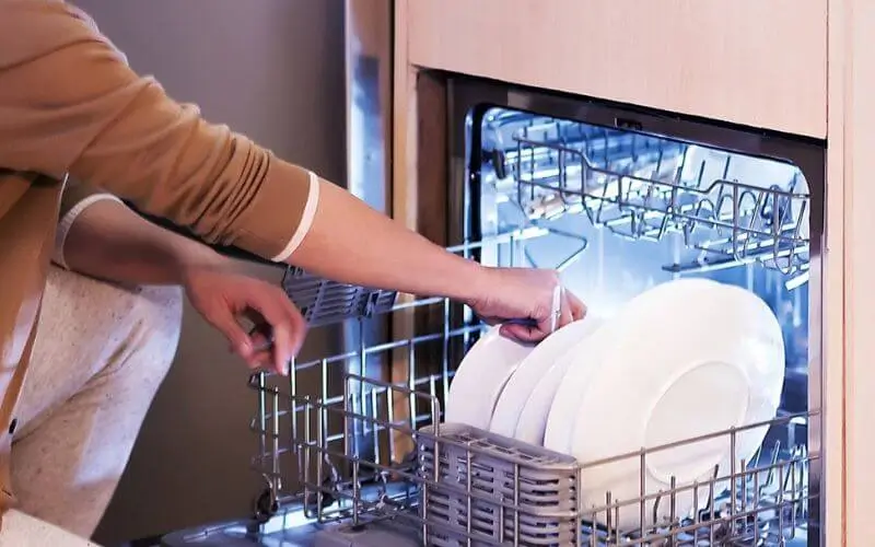 Sửa máy rửa bát Hà Nội Bosch Electrolux chính hãng