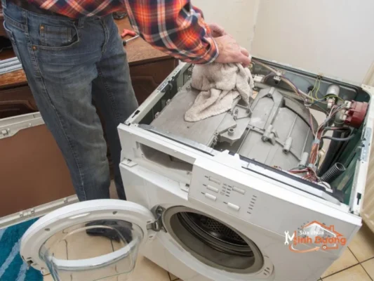 Quy trình sửa máy giặt chuyên nghiệp gần khu vực bến xe Nước Ngầm