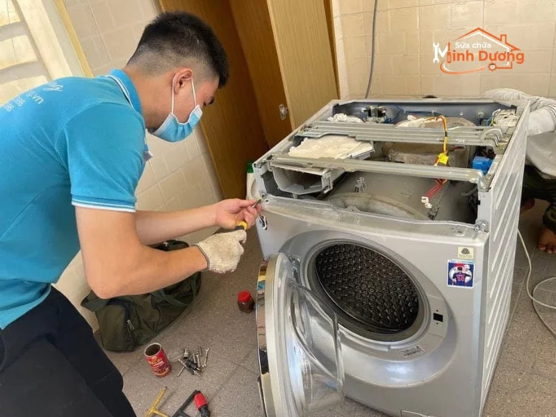 Quy trình sửa máy giặt tại Geleximco sạch sẽ và chuyên nghiệp