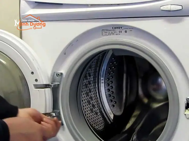 Dịch vụ sửa chữa điện máy tổng thể tại Vinhomes Smart City: Bếp từ, Tủ lạnh, Điều hòa.