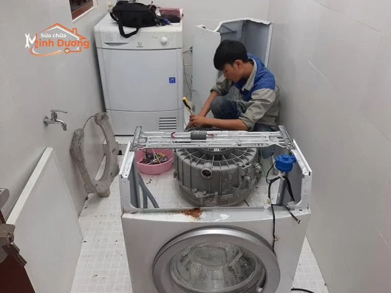 Chuyên tháo lắp sửa máy giặt Electrolux chuẩn hãng an toàn