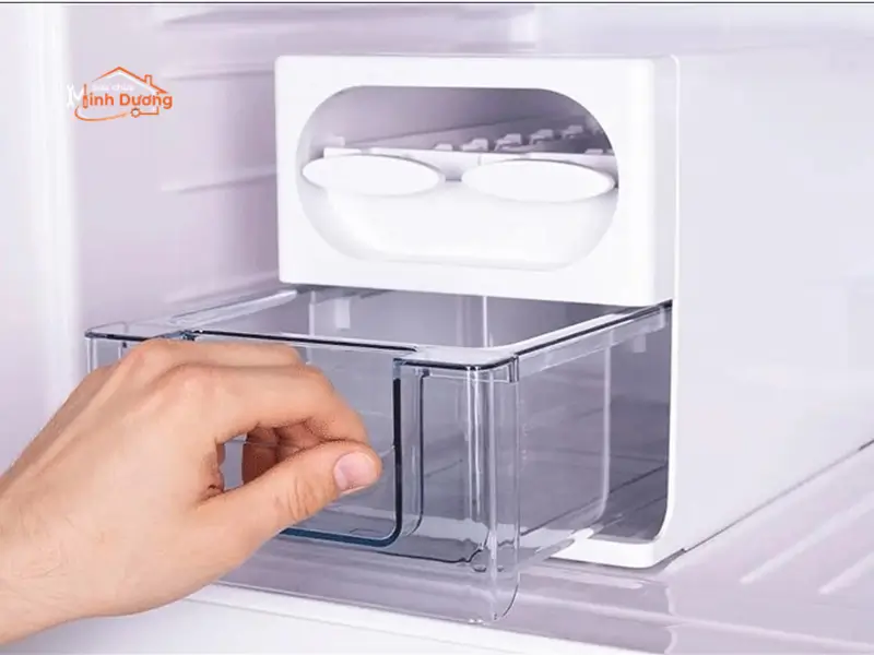 Khắc phục lỗi tủ lạnh nội địa Nhật không rơi đá tự động
