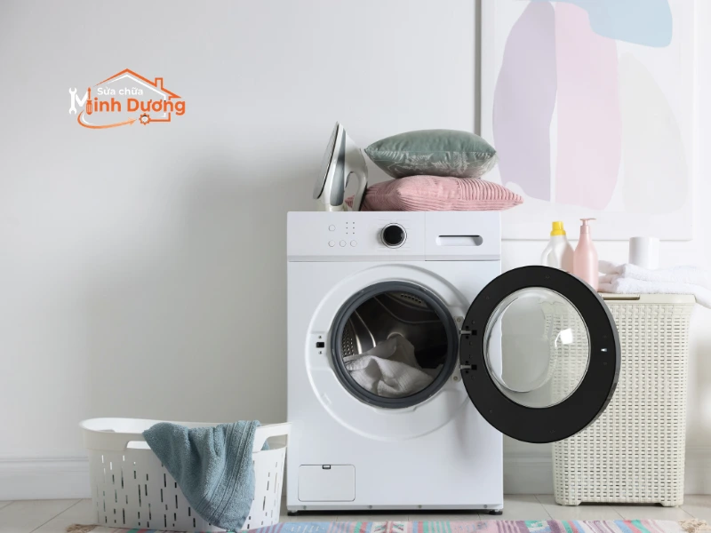 Bảng điều khiển máy giặt bị loạn cảm ứng chớp nháy