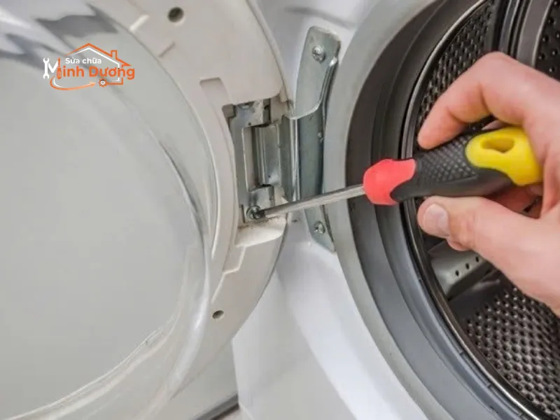 Bảng báo giá sửa máy giặt KĐT Mỗ Lao minh bạch, linh kiện chính hãng.